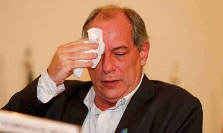 Em surto com avanço da Lava Jato, Ciro Gomes ataca Sérgio Moro e o compara à Mussolini