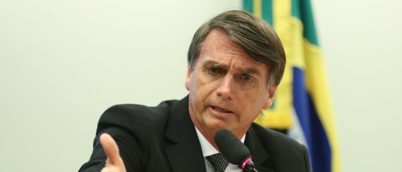 Jair Bolsonaro entra no PEN, mas pede mudança no nome do partido