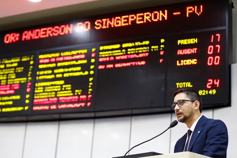 ALE derruba veto a projeto do deputado Anderson que garante meia entrada a agentes penitenciários e socioeducadores