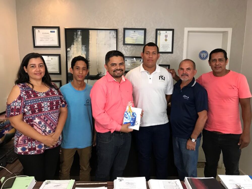 Professores do Colégio Marcelo Cândia agradecem deputado Jesuíno por apoio a viagem