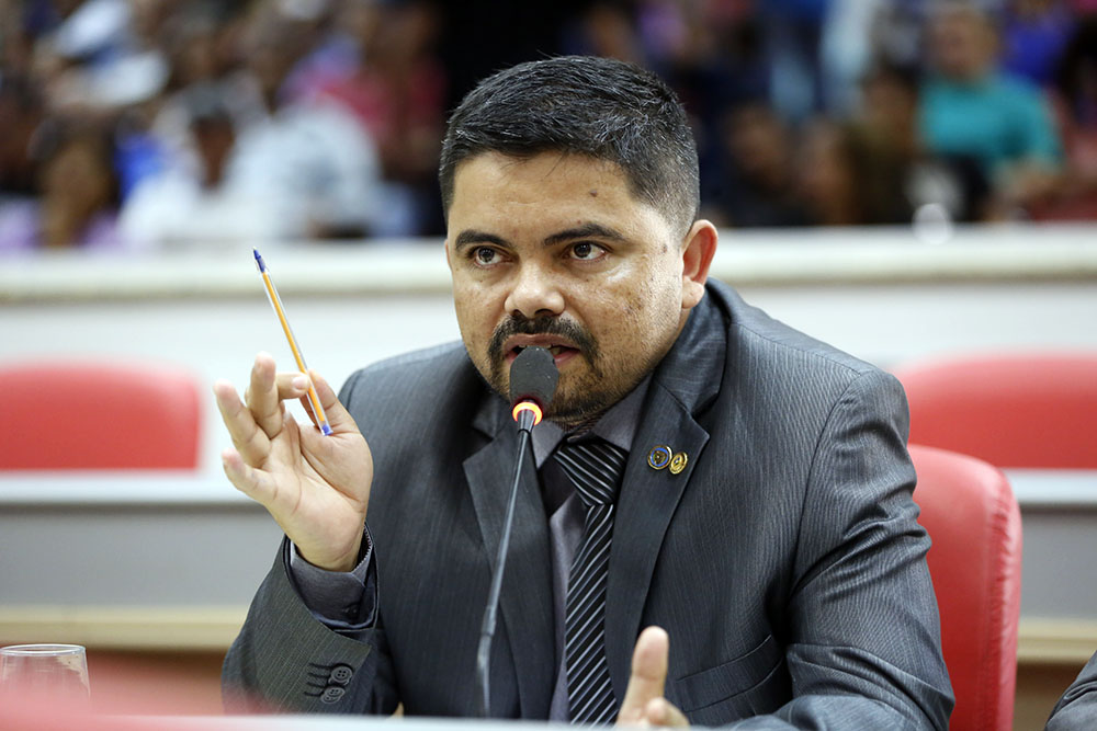 Deputado Jesuíno comenta derrubada de veto e retirada de projeto sobre reforma administrativa – VEJA O VÍDEO