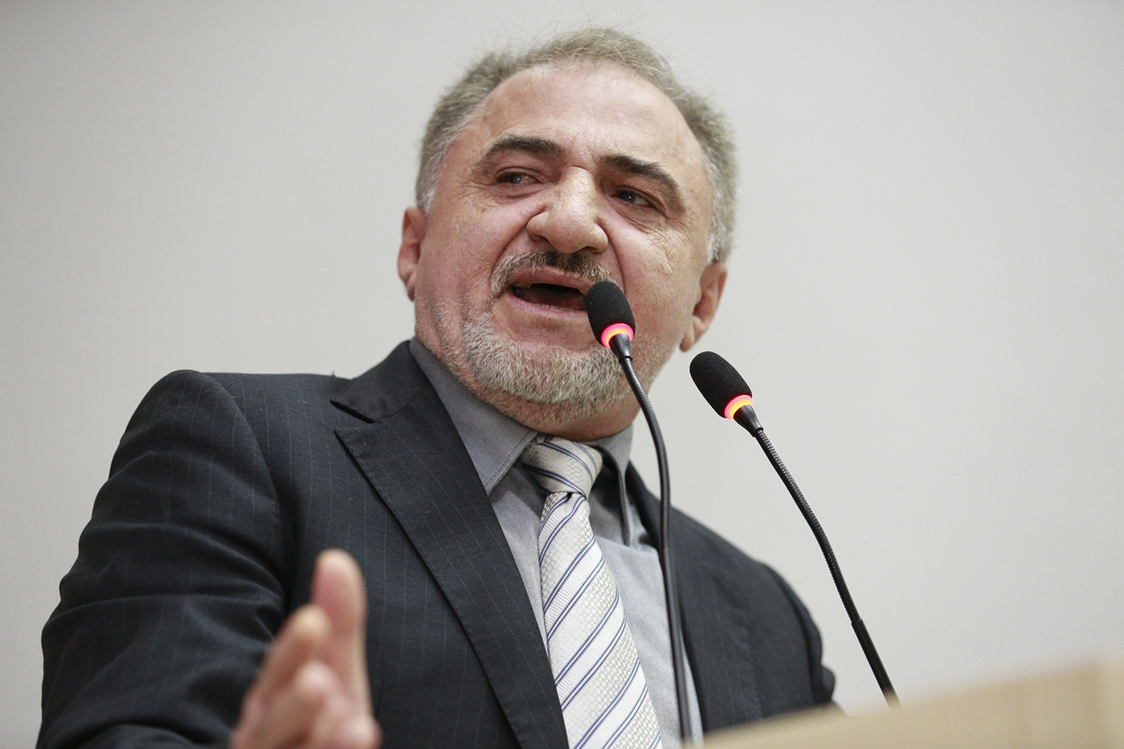 Hermínio Coelho sugere Comissão Especial para apurar denúncias contra Mineradora Santa Elina