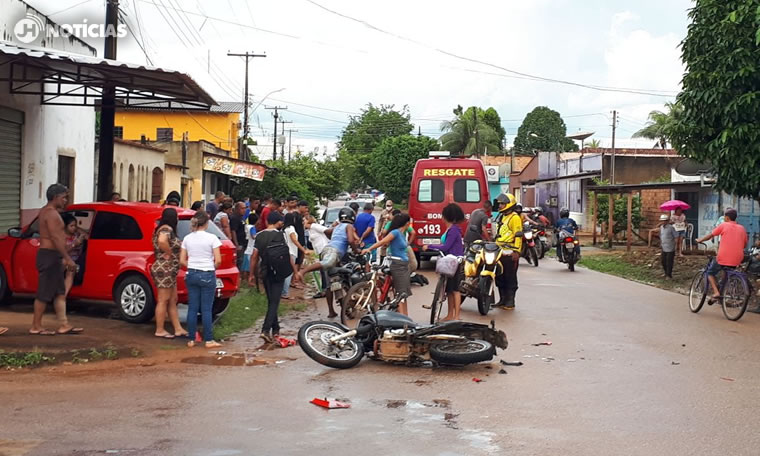 IMPRUDÊNCIA - Motorista avança preferencial e atropela motociclista