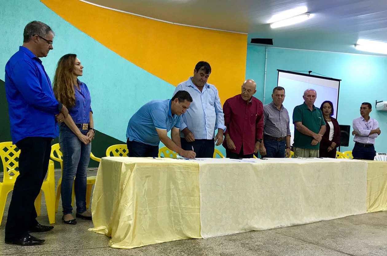 Maurão anuncia emenda para climatização das escolas de São Miguel do Guaporé