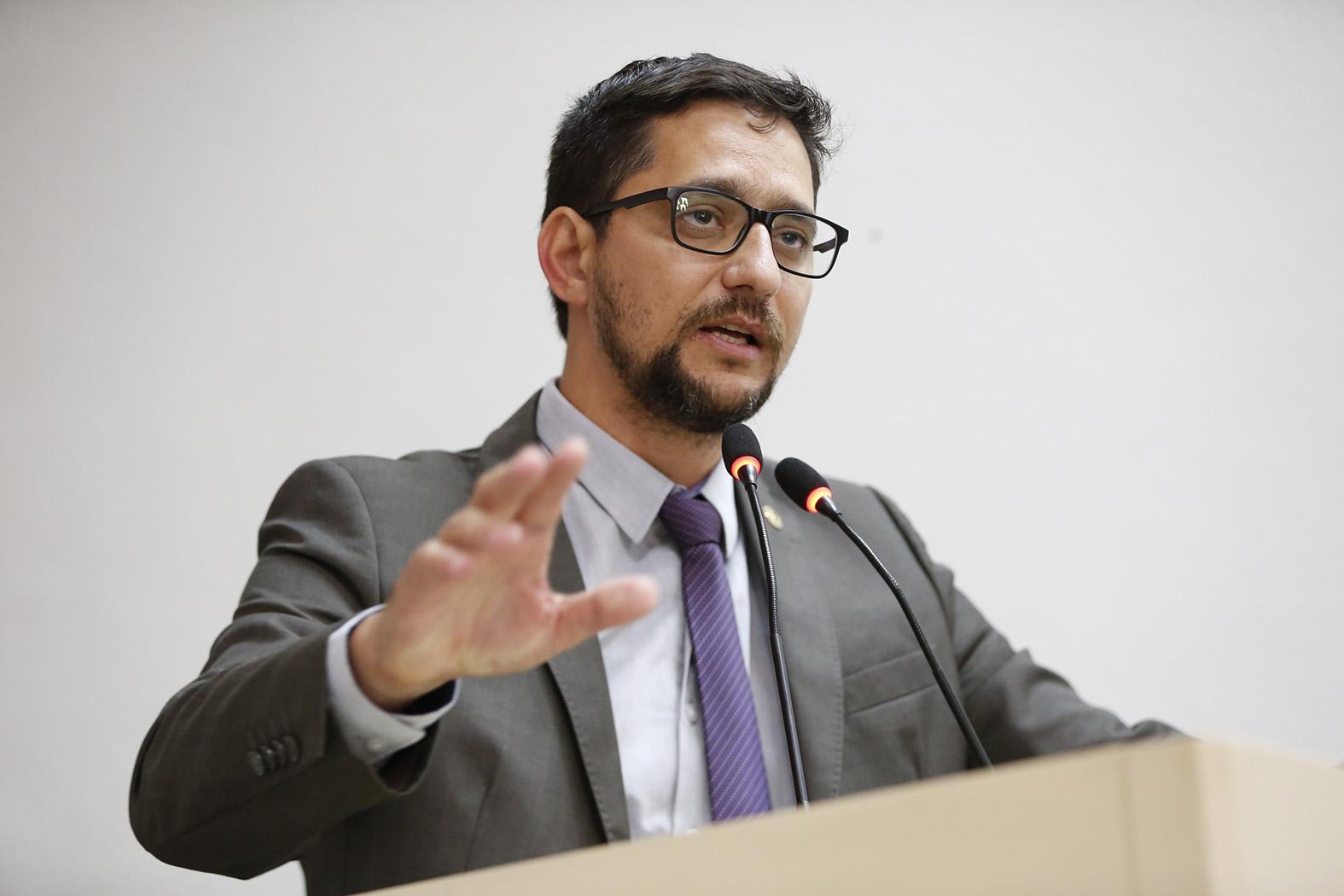 Anderson do Singeperon comemora andamento em processos da transposição