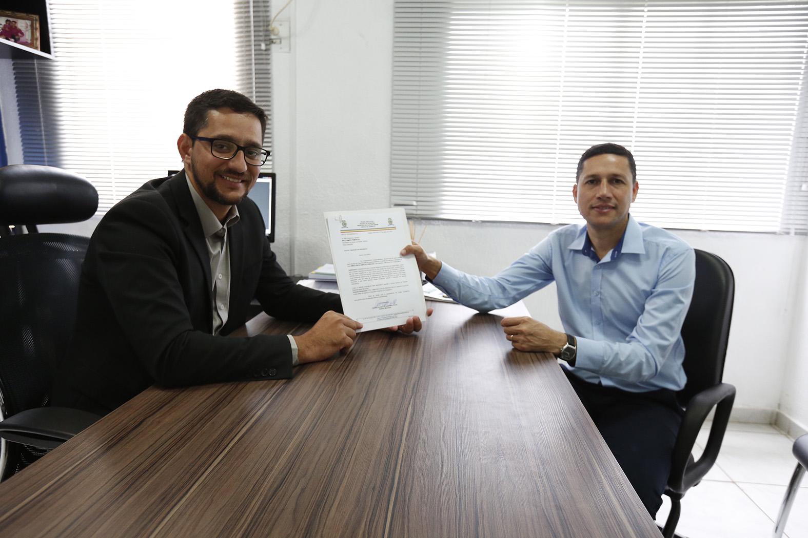 Deputado Anderson do Singeperon destina emenda para Guajará-Mirim