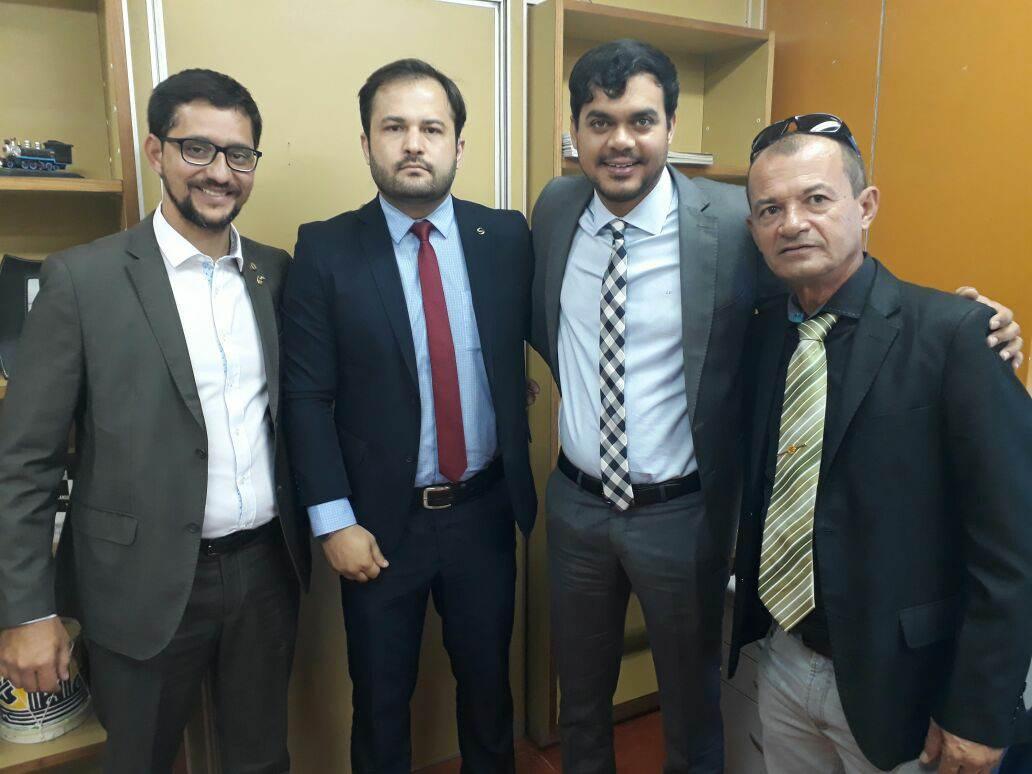 Deputado Anderson e líder sindical buscam dar agilidade aos processos junto ao Ministério do Planejamento