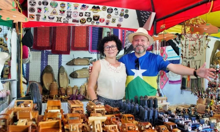 ECONOMIA SOLIDÁRIA - Aleks Palitot prestigia abertura da Semana do Artesão