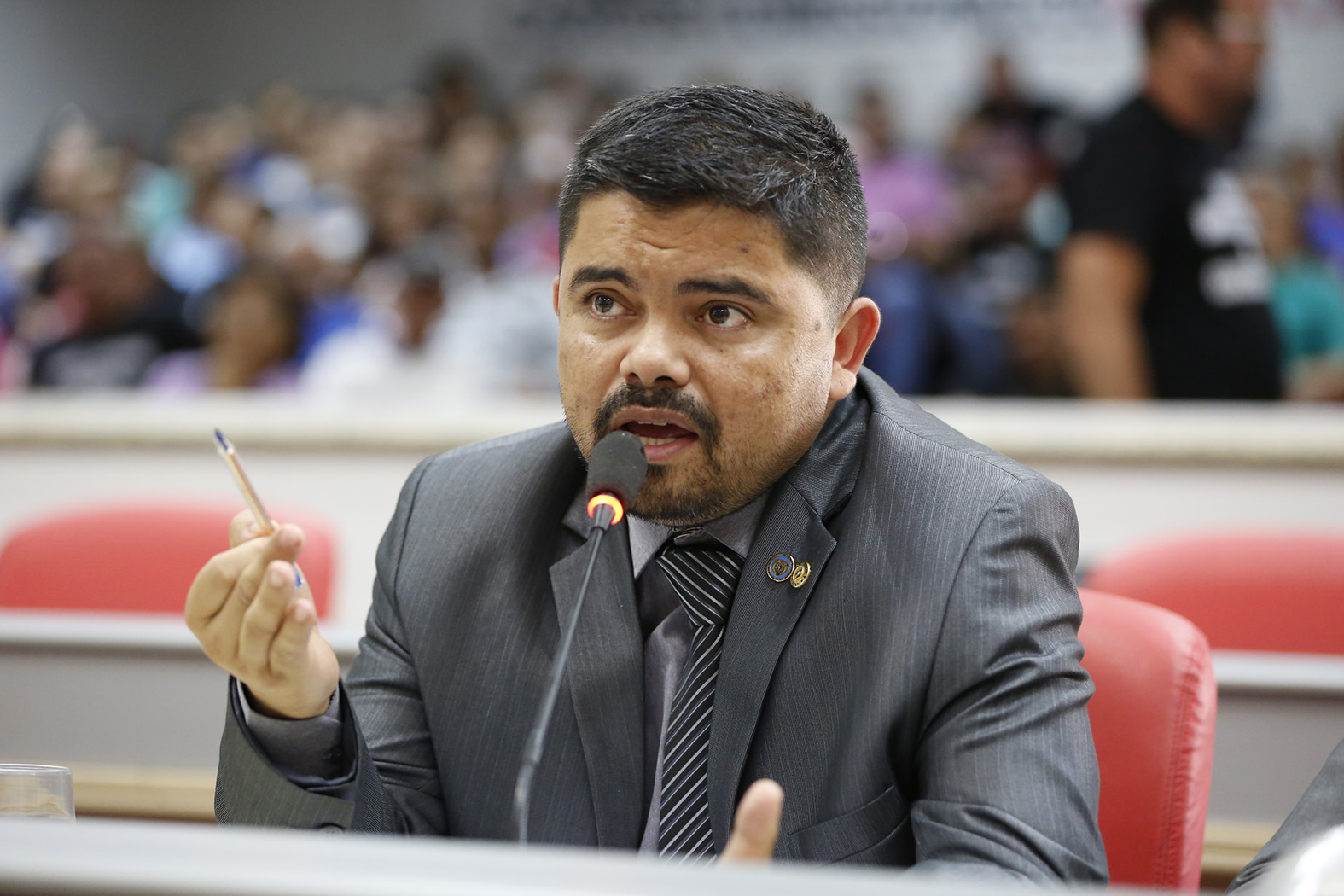 Jesuíno Boabaid requer informações sobre a nova organização do Regime Próprio e de taxas estaduais