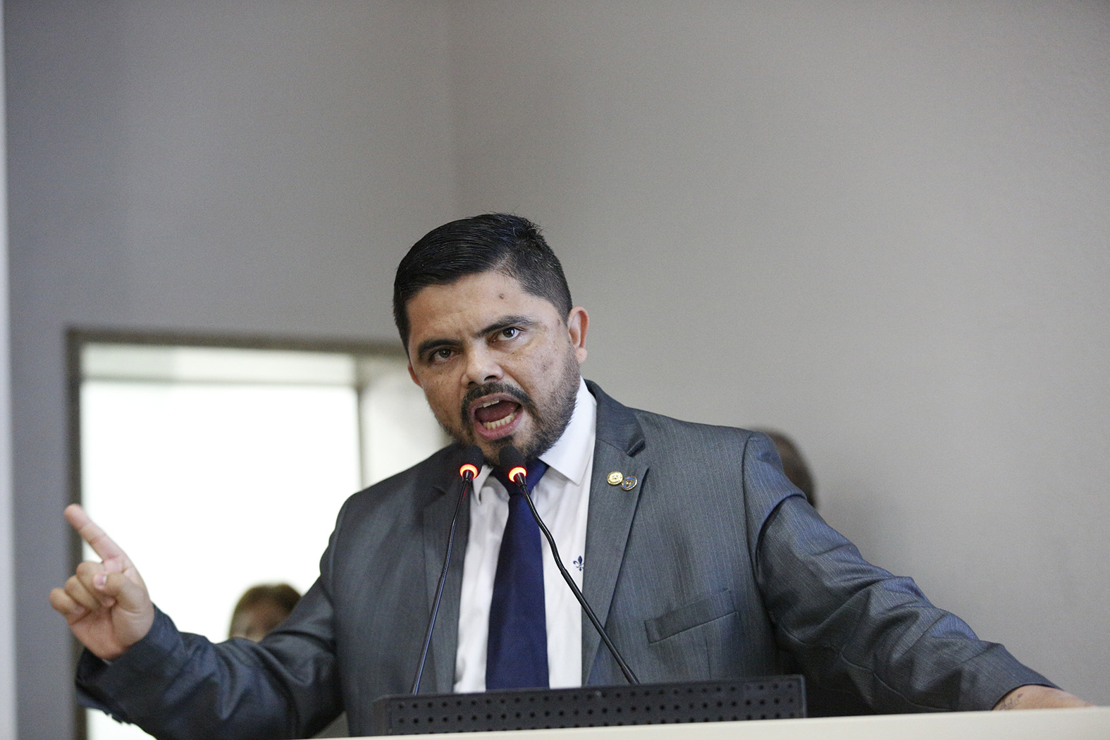Jesuíno Boabaid explica os motivos de ser contrário ao projeto de elevação do lago da usina