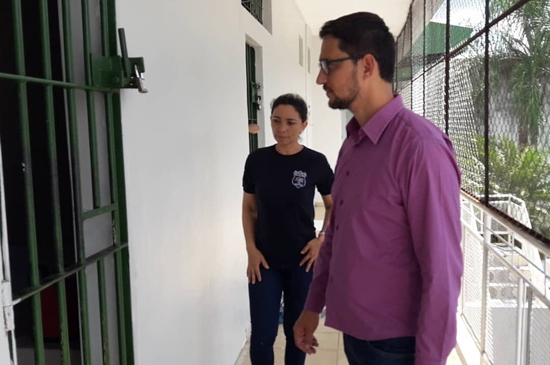 Deputado visita unidades de internação e ouve agentes de segurança socioeducativos