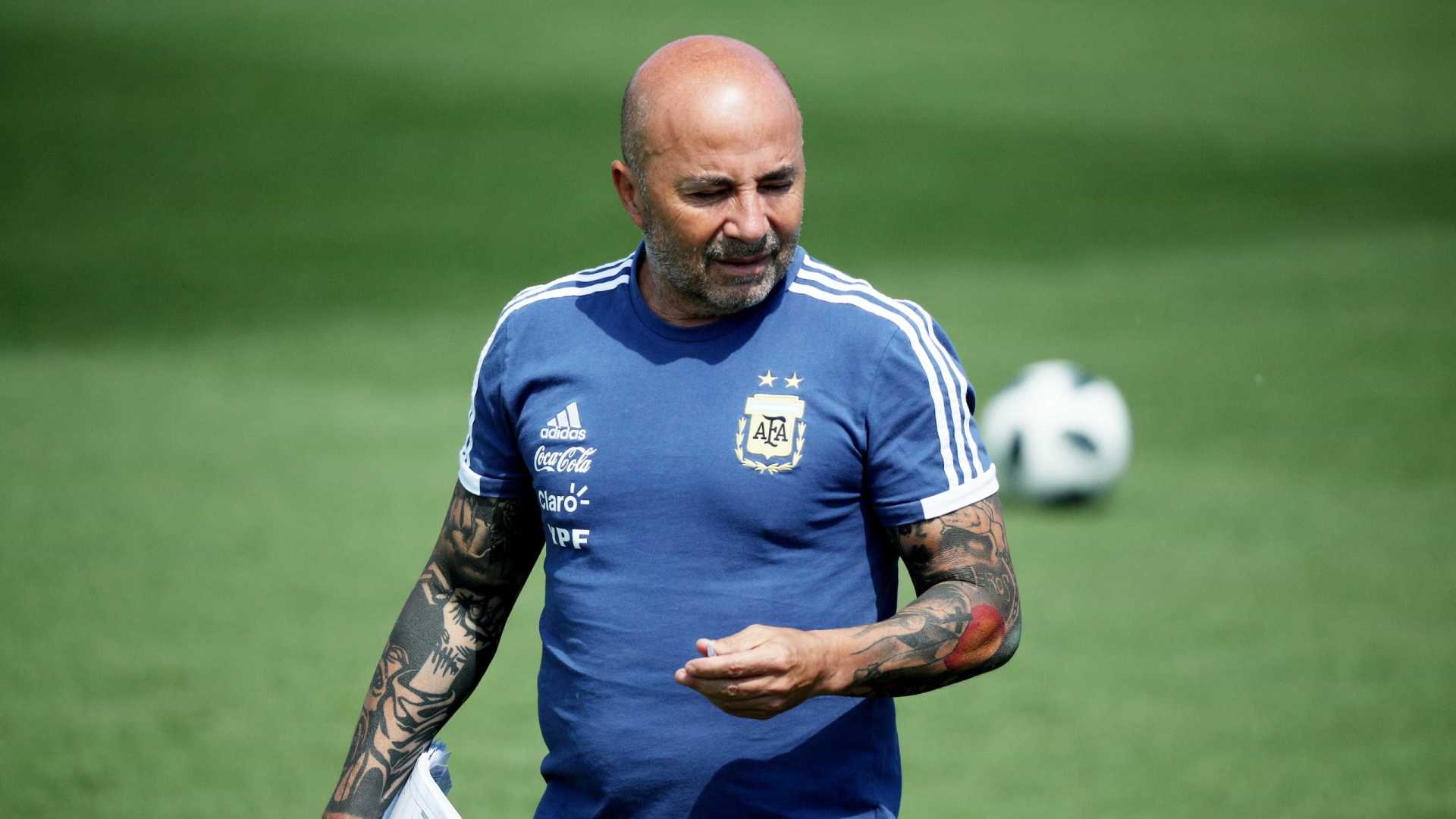 AFA anuncia a saída do técnico Jorge Sampaoli da seleção argentina
