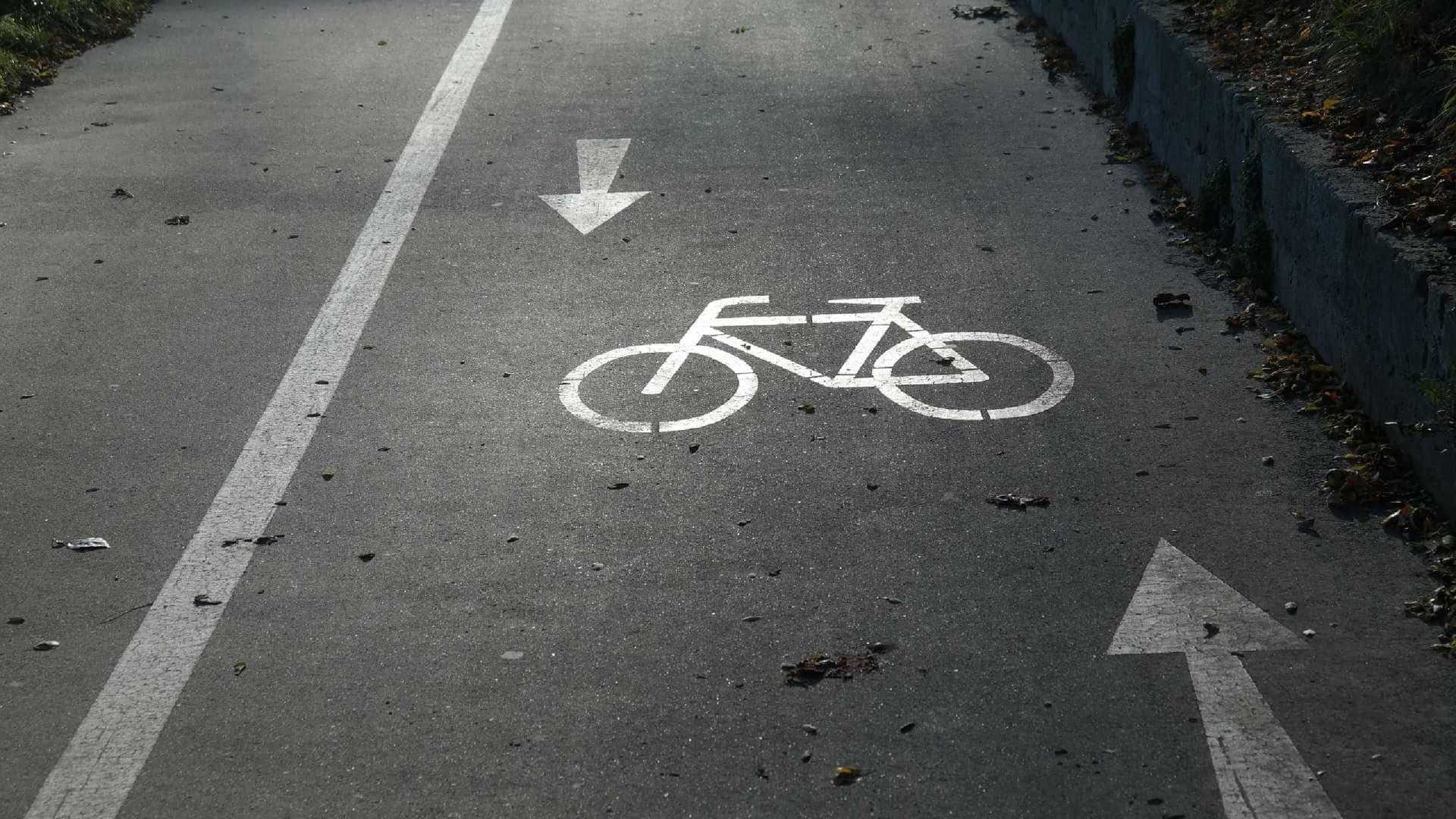 Médico se mata após atropelar ciclista em rodovia da BA, diz polícia