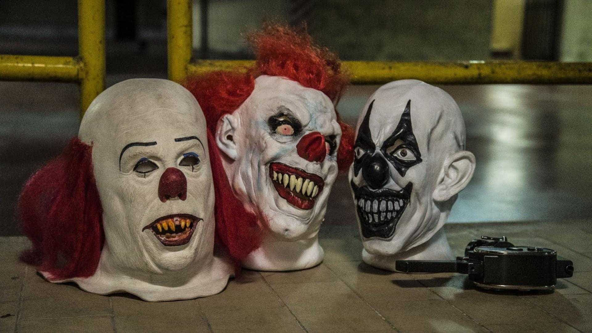 Palhaço é preso após invadir casa e agredir a ex-sogra usando azulejos