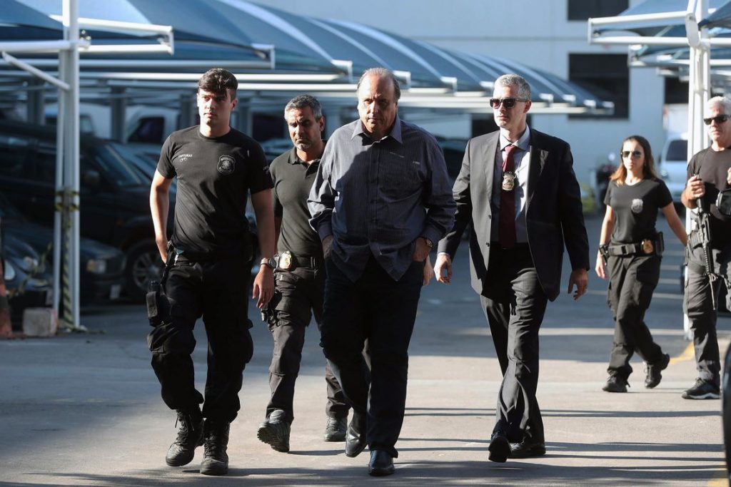 BOCA DE LOBO – Operação da PF prende Fernando Pezão governador do Rio BOCA DE LOBO – Operação da PF prende Fernando Pezão governador do Rio