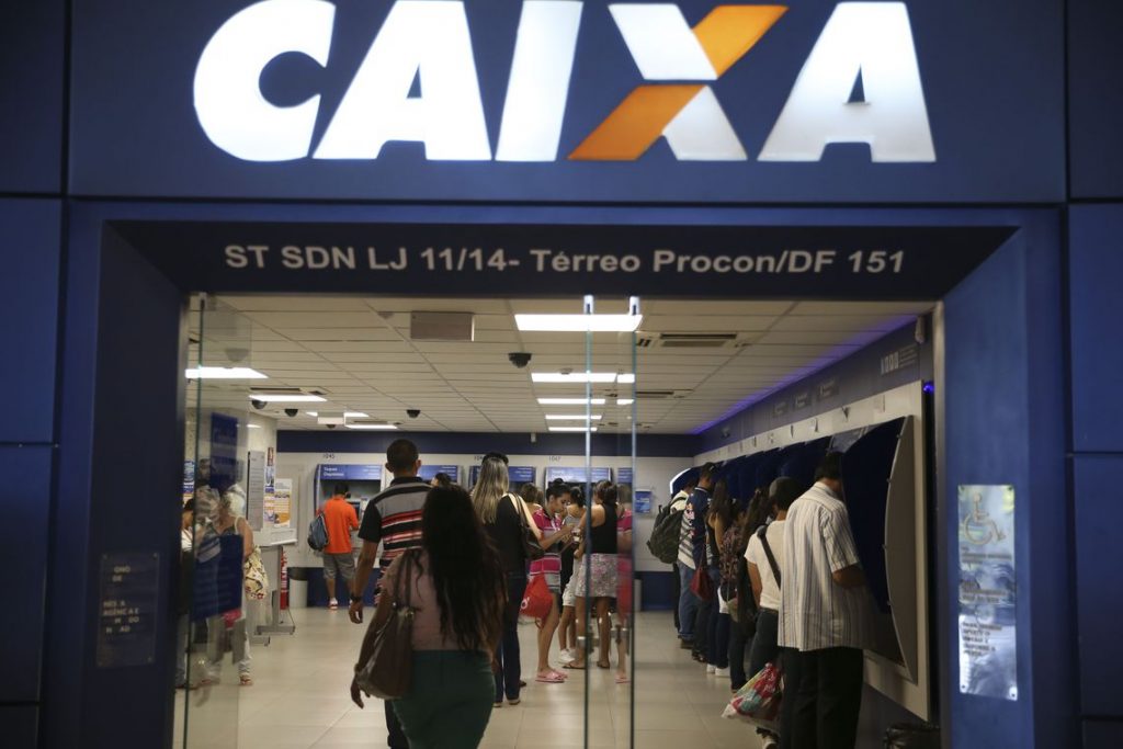 Caixa tem horário estendido hoje e amanhã para saque do FGTS Caixa tem horário estendido hoje e amanhã para saque do FGTS