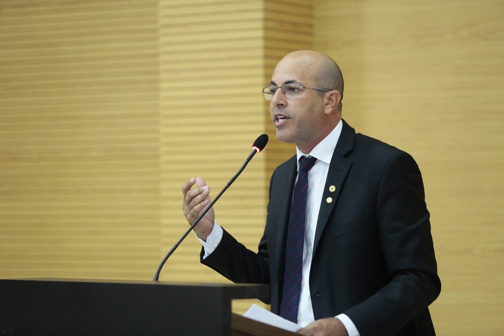 Ismael Crispin presta homenagem a peritos criminais de Rondônia com Voto de Louvor Ismael Crispin presta homenagem a peritos criminais de Rondônia com Voto de Louvor
