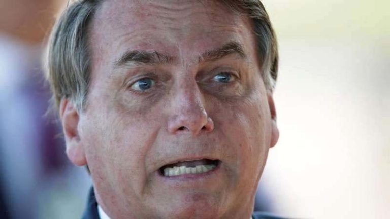 Bolsonaro é denunciado no TPI por “crime contra a humanidade” 15 Bolsonaro é denunciado no TPI por “crime contra a humanidade”