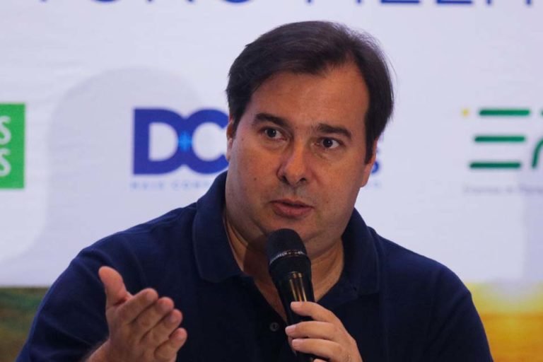 Maia quer votar orçamento paraleo em dois turnos na próxima semana 19 Maia quer votar orçamento paraleo em dois turnos na próxima semana