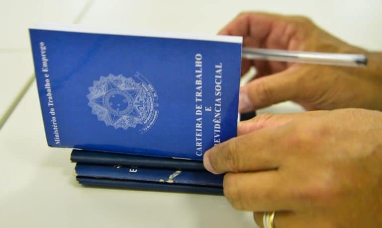 Ministério lança canal para registro de denúncias trabalhistas 7 Ministério lança canal para registro de denúncias trabalhistas