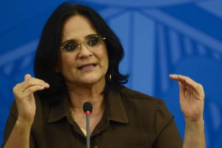 Governo lança campanha e pede atenção aos casos de violência doméstica 16 Governo lança campanha e pede atenção aos casos de violência doméstica