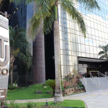 TJ/RO suspende prazos processuais em razão das medidas de isolamento TJ/RO suspende prazos processuais em razão das medidas de isolamento