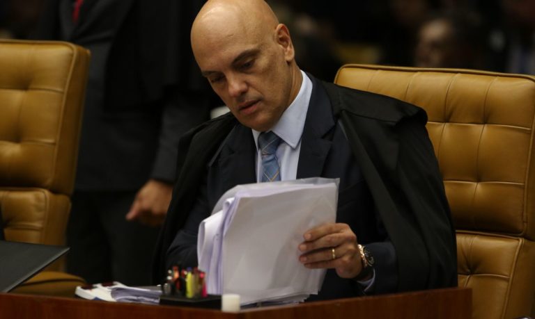 Ministro do STF manda governo divulgar dados totais de covid-19 11 Ministro do STF manda governo divulgar dados totais de covid-19