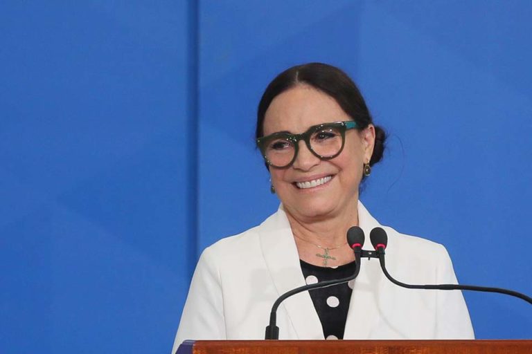 Exoneração de Regina Duarte é publicada Diário Oficial 2 Exoneração de Regina Duarte é publicada Diário Oficial