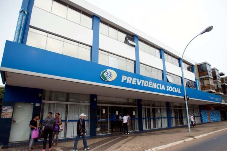 Reabertura das agências do INSS é adiada para 24 de agosto 11 Reabertura das agências do INSS é adiada para 24 de agosto