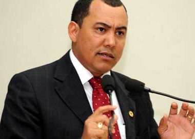 TJ mantém condenação do ex-deputado e ex-presidente da ALE Valter Araújo TJ mantém condenação do ex-deputado e ex-presidente da ALE Valter Araújo