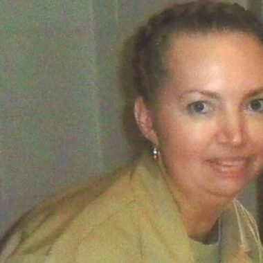 Mulher que estrangulou grávida e arrancou bebê será executada com injeção letal Mulher que estrangulou grávida e arrancou bebê será executada com injeção letal