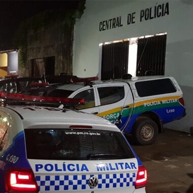ESTUPRO – Adolescente com paralisia infantil era estuprada e filmada em Porto Velho ESTUPRO – Adolescente com paralisia infantil era estuprada e filmada em Porto Velho
