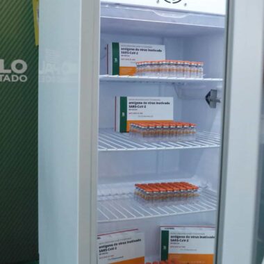 Veja a quantidade de doses da Coronavac que será distribuída para cada Estado Veja a quantidade de doses da Coronavac que será distribuída para cada Estado