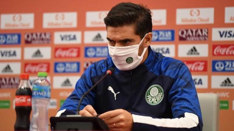 Abel Ferreira lamenta campanha do Palmeiras no Mundial: 'Saímos com cicatrizes' 3 Abel Ferreira lamenta campanha do Palmeiras no Mundial: 'Saímos com cicatrizes'