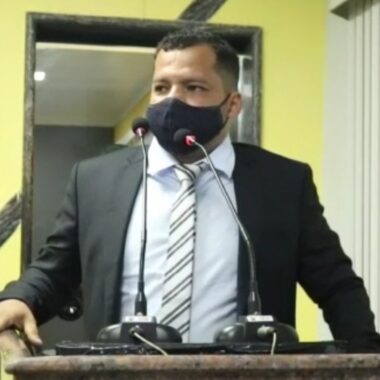 Vereador Edevaldo Neves solicita limpeza e cascalhamento para ruas no bairro Planalto Vereador Edevaldo Neves solicita limpeza e cascalhamento para ruas no bairro Planalto