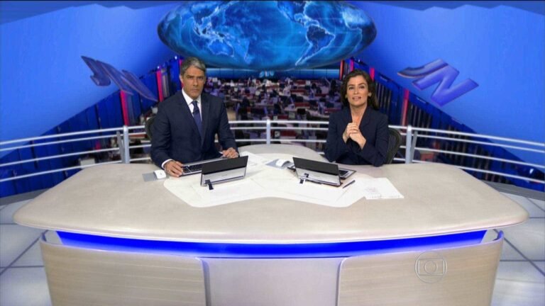Bonner anuncia 'surpresa' no JN e causa alvoroço nas redes sociais 12 Bonner anuncia 'surpresa' no JN e causa alvoroço nas redes sociais