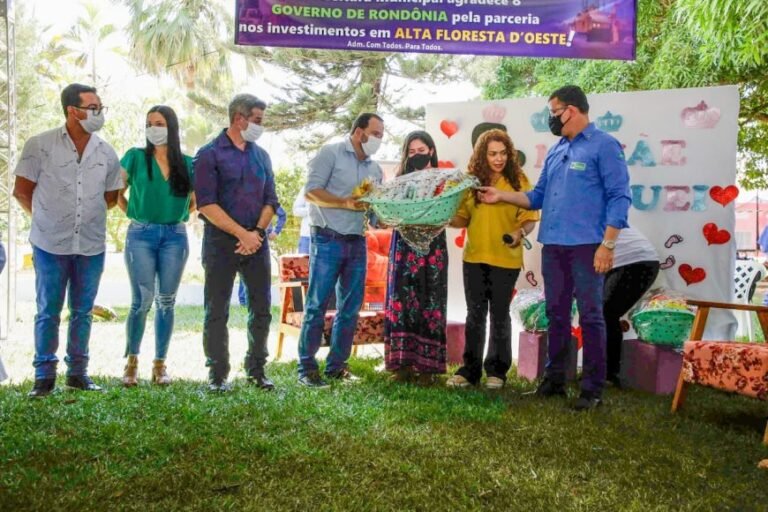 Seas entrega kit enxoval do programa “Mamãe Cheguei” a gestantes de Alta Floresta d´Oeste 17 Seas entrega kit enxoval do programa “Mamãe Cheguei” a gestantes de Alta Floresta d´Oeste