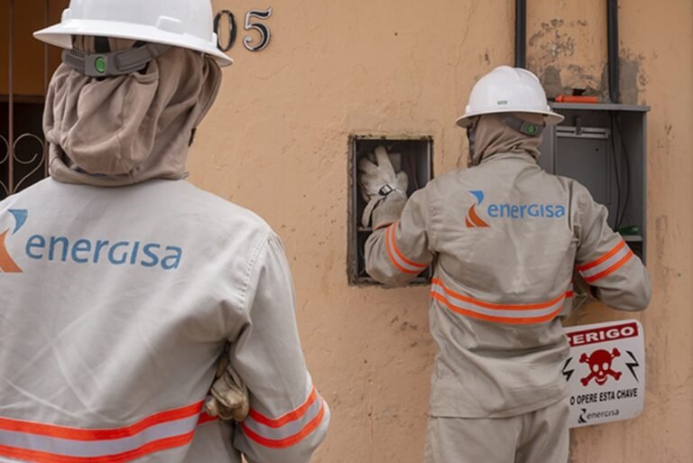 Consumidores terão desconto de até 40% em contas de energia atrasadas em RO 10 Consumidores terão desconto de até 40% em contas de energia atrasadas em RO