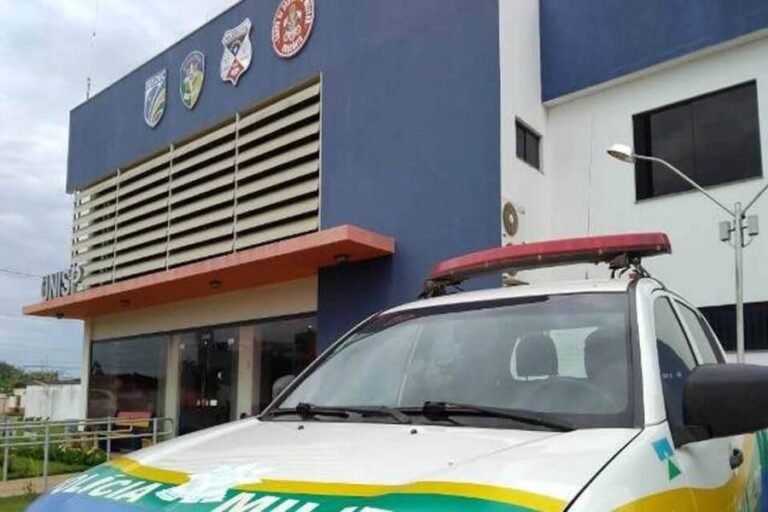 Empresário diz que é “irmão do juiz” e acaba detido após chamar policiais de “doidos e malucos”, em RO 19 Empresário diz que é “irmão do juiz” e acaba detido após chamar policiais de “doidos e malucos”, em RO