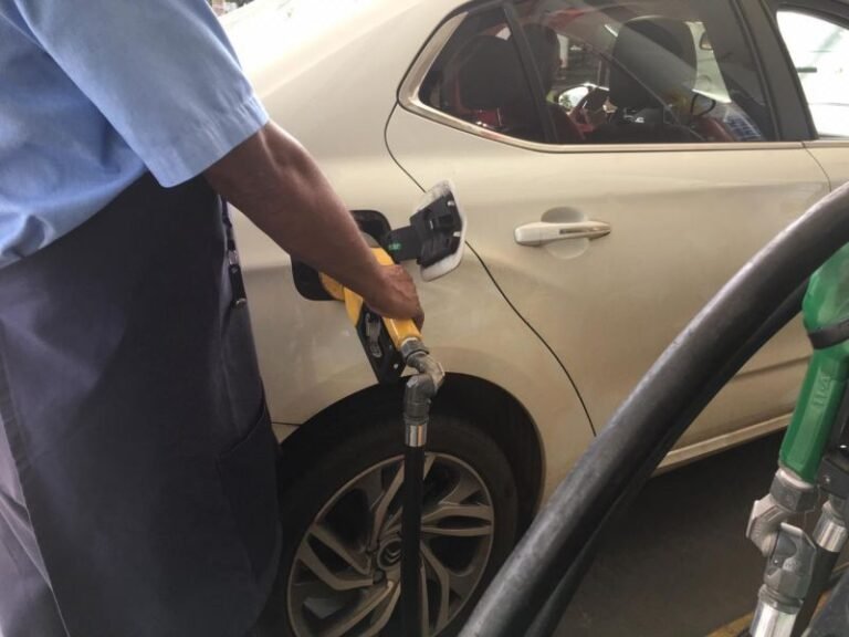 Litro do diesel ultrapassa R$ 6 em postos do Norte e do Centro-Oeste, diz ANP 6 Litro do diesel ultrapassa R$ 6 em postos do Norte e do Centro-Oeste, diz ANP
