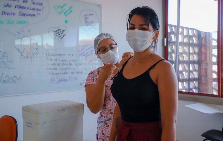 Porto Velho reduz faixa etária para vacinar pessoas acima de 32 anos 11 Porto Velho reduz faixa etária para vacinar pessoas acima de 32 anos