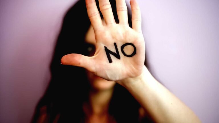 Projetos tentam desmontar cultura machista para evitar que homens voltem a agredir mulheres 19 Projetos tentam desmontar cultura machista para evitar que homens voltem a agredir mulheres