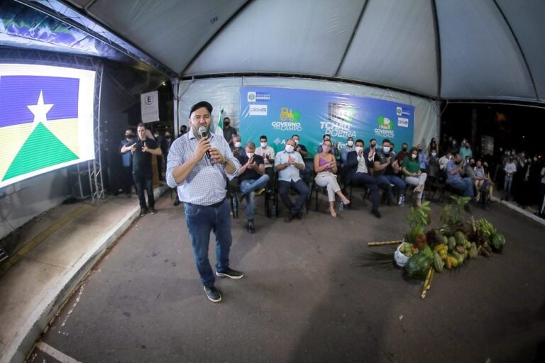 Presidente Alex Redano faz balanço positivo de ações levada pelo Estado em cinco municípios 17 Presidente Alex Redano faz balanço positivo de ações levada pelo Estado em cinco municípios