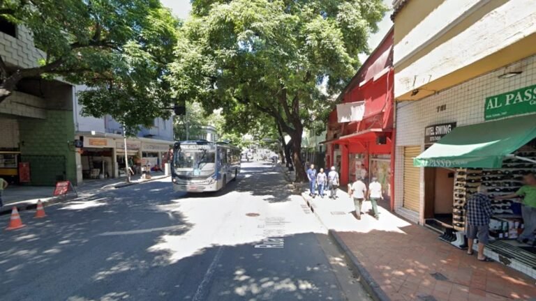 Homem passa mal ao tirar a roupa e morre em quarto de motel 19 Homem passa mal ao tirar a roupa e morre em quarto de motel