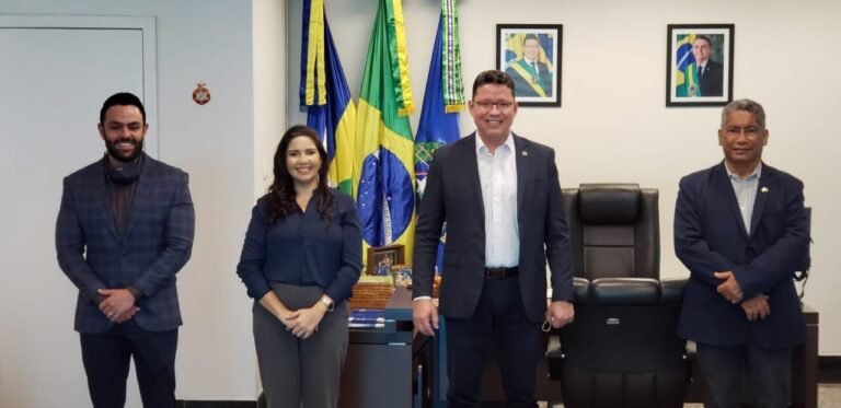 R$ 135 milhões: educação estadual ganha novos patamares sob comando do Governador Marcos Rocha 14 R$ 135 milhões: educação estadual ganha novos patamares sob comando do Governador Marcos Rocha