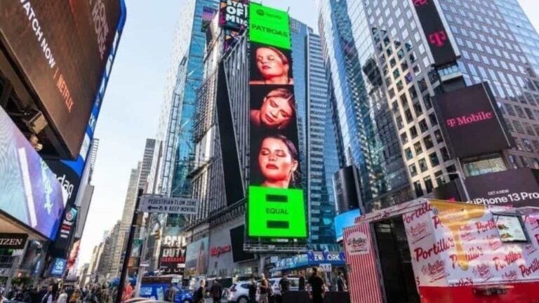 NO CENTRO DO MUNDO - Marília Mendonça e Maiara e Maraisa estampam telão na Times Square 12 NO CENTRO DO MUNDO - Marília Mendonça e Maiara e Maraisa estampam telão na Times Square