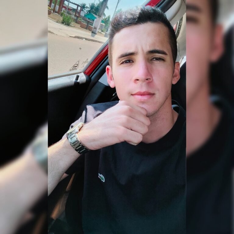 Motociclista de 19 anos morre ao bater contra cavalo solto na BR-429 em RO 14 Motociclista de 19 anos morre ao bater contra cavalo solto na BR-429 em RO