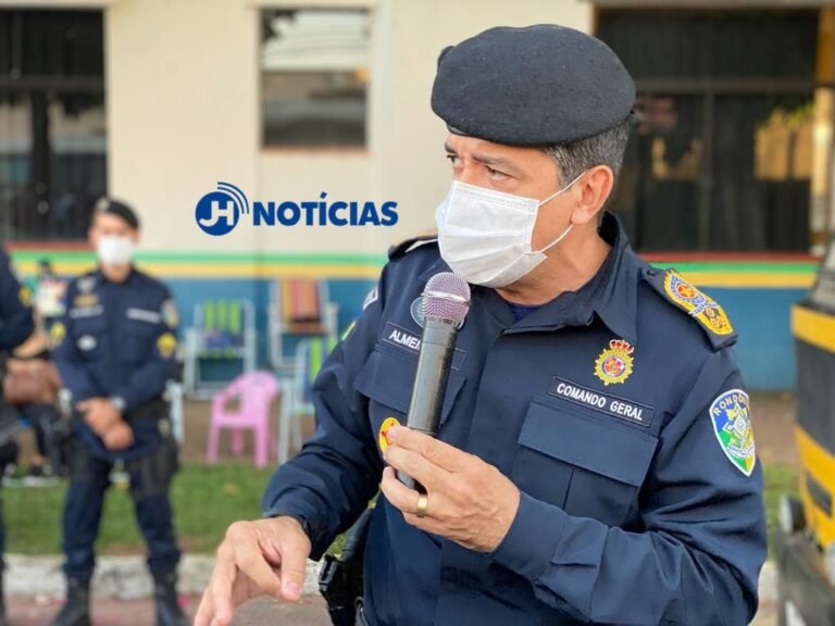 Comando da Polícia Militar emite nota de esclarecimento destacando ação de policiais que apreenderam arma com suspeitos 13 Comando da Polícia Militar emite nota de esclarecimento destacando ação de policiais que apreenderam arma com suspeitos