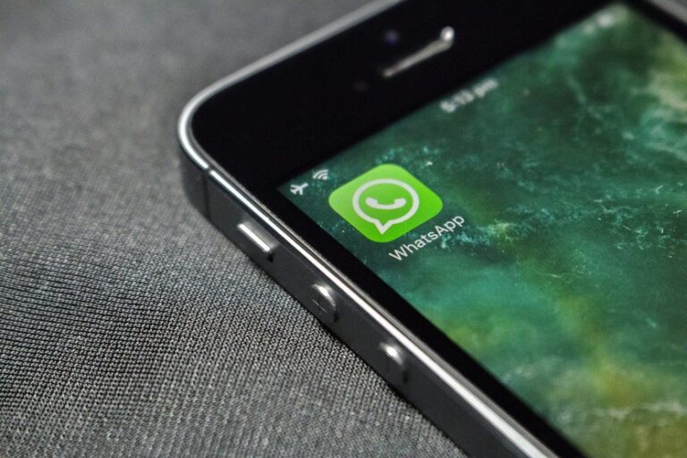 Facebook, Instagram e WhatsApp fora do ar