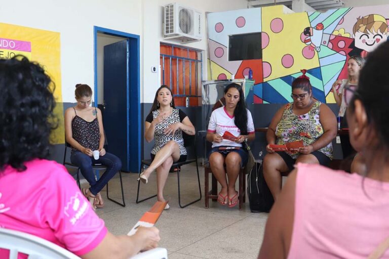 Programas apresentam linhas de créditos e capacitação para empreendedoras 8 Programas apresentam linhas de créditos e capacitação para empreendedoras